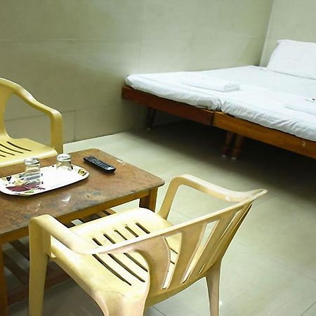 Hotel Govind Heights Tirupati Buitenkant foto
