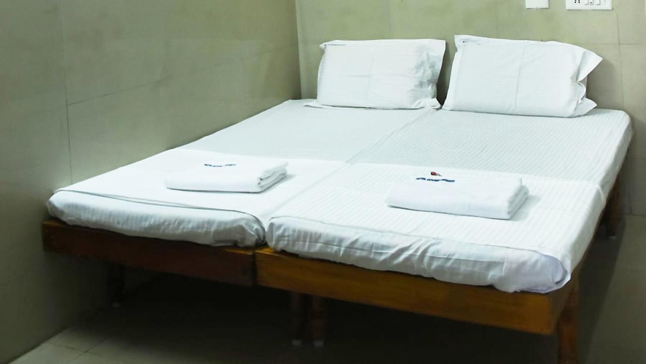 Hotel Govind Heights Tirupati Buitenkant foto