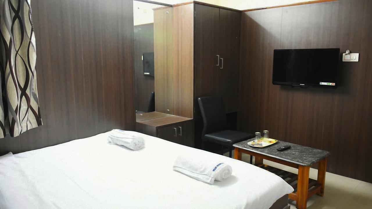 Hotel Govind Heights Tirupati Buitenkant foto