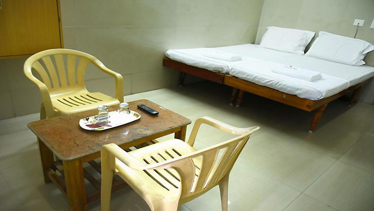 Hotel Govind Heights Tirupati Buitenkant foto