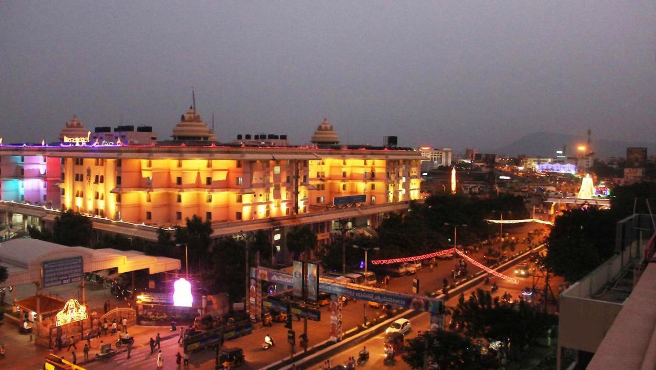 Hotel Govind Heights Tirupati Buitenkant foto