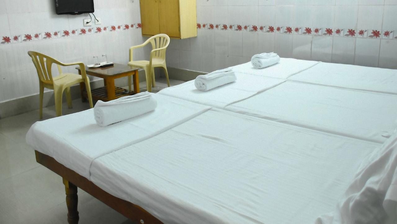 Hotel Govind Heights Tirupati Buitenkant foto