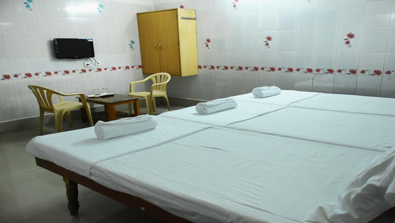 Hotel Govind Heights Tirupati Buitenkant foto