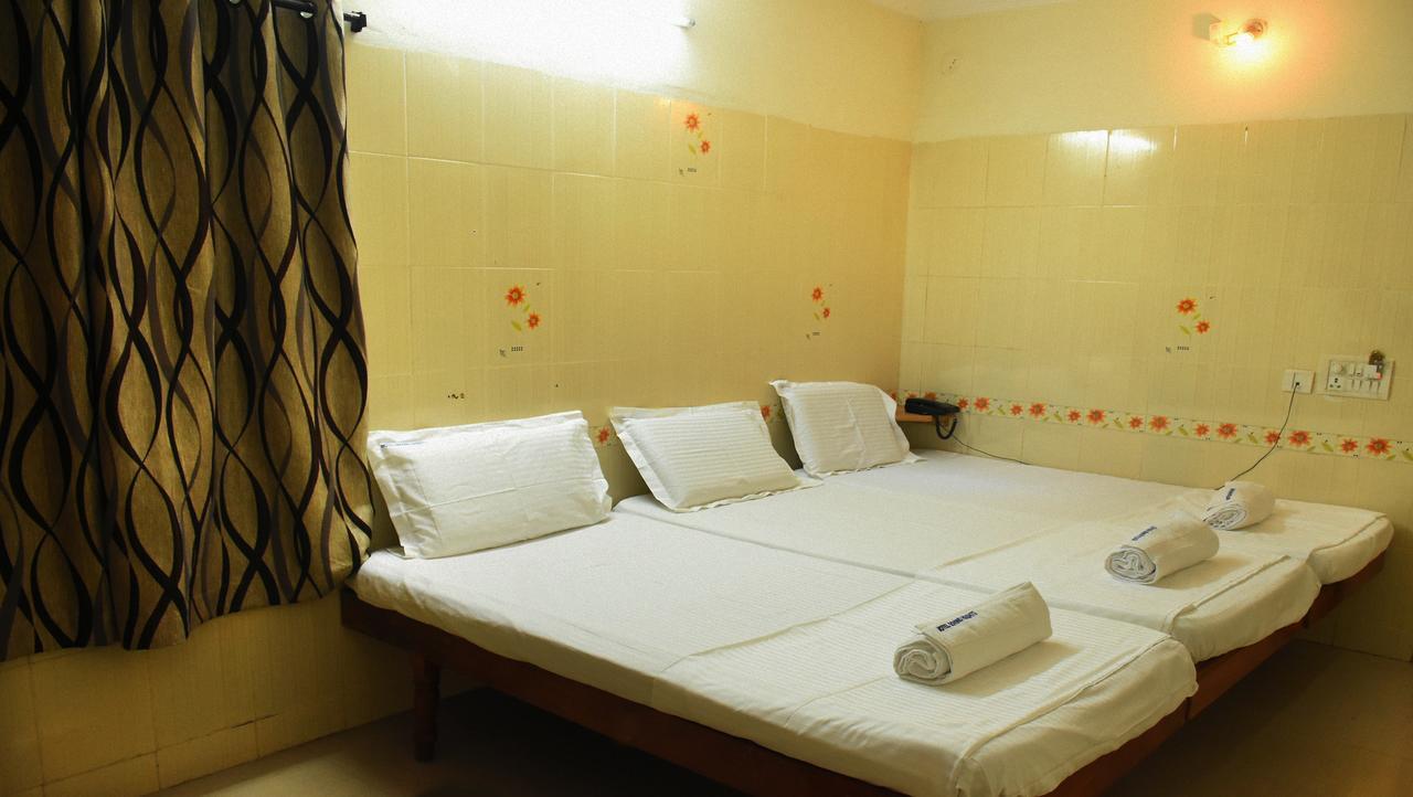 Hotel Govind Heights Tirupati Buitenkant foto